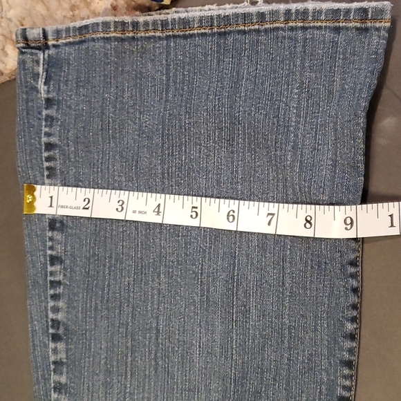 Lucky Brand Dungarees Jeans Sweet and Low, Short Inseam Size 8/29 - Picture 8 of 9